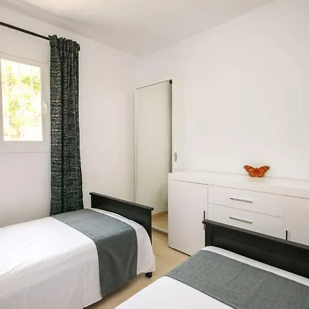 Апартаменты Lovely 2 Bedroom Near Golf Lagos Elviria Марбелья