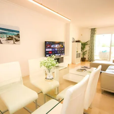 Lovely 2 Bedroom Near Golf Lagos Elviria *