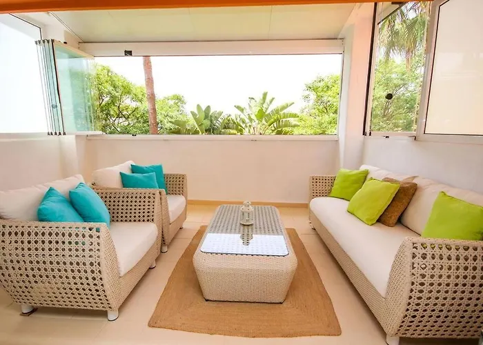 Lovely 2 Bedroom Near Golf Lagos Elviria 公寓 *