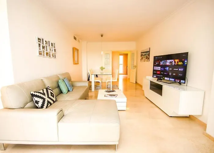 Lovely 2 Bedroom Near Golf Lagos Elviria *